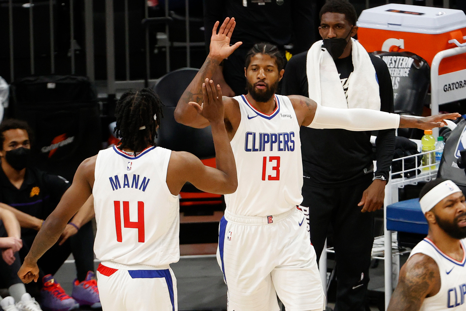 los-angeles-clippers-win-game-5-and-keep-their-hope-alive-latest