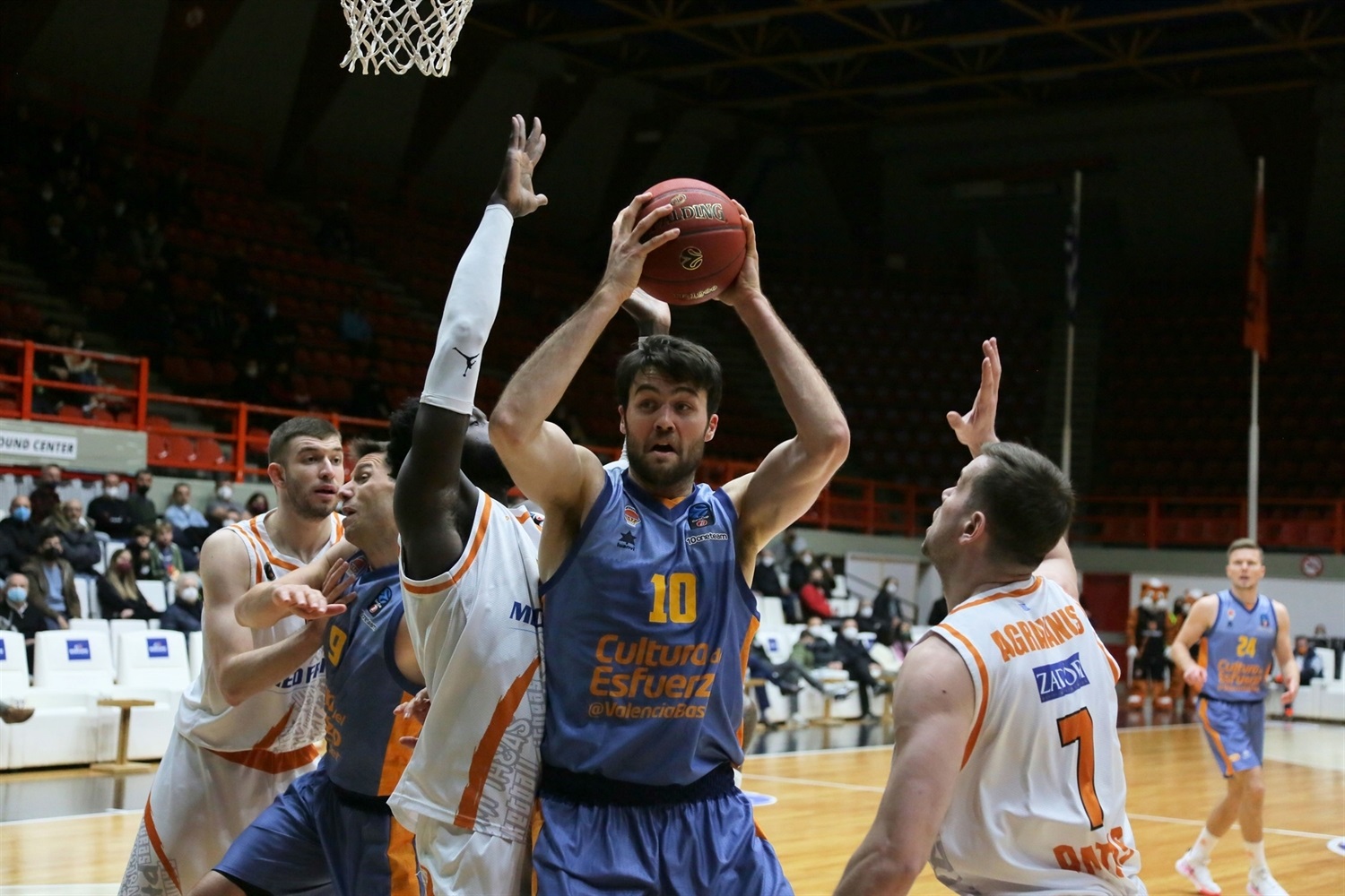 Road Wins Propel Valencia And Gran Canaria To The Top Of Eurocup Group ...